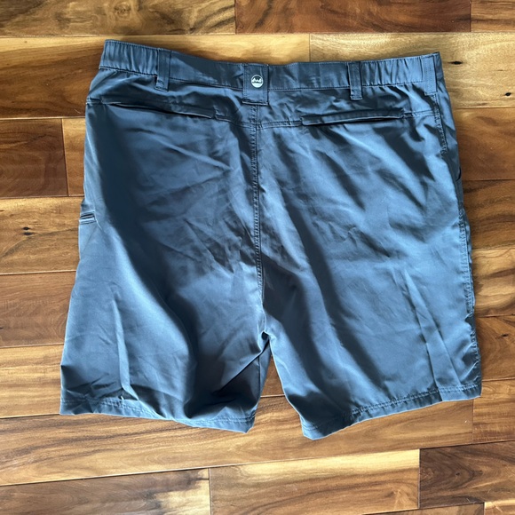 Wrangler Multi Pocket Outdoor Performance Shorts size 44 - Picture 3 of 5